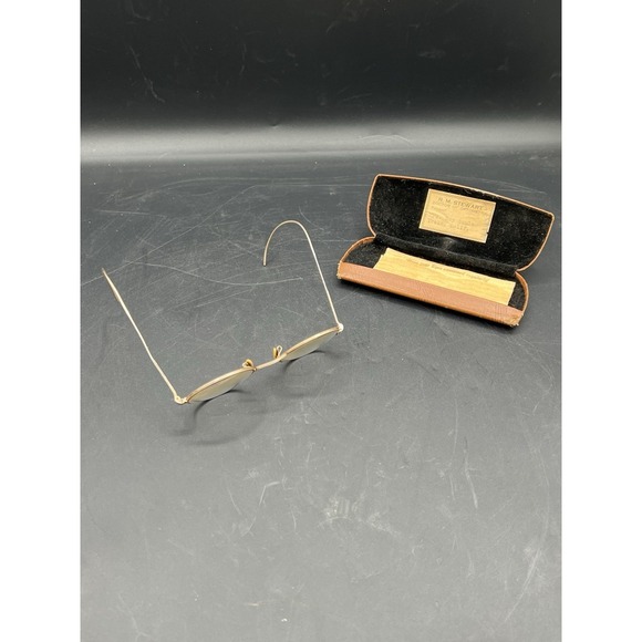 Antique Shuron  Wire Rimmed Eyeglasses 12 K GF Wire Frame & Hard Case main image 12